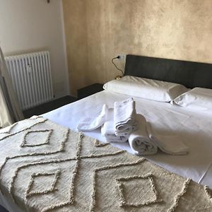 HOLABologna B&B